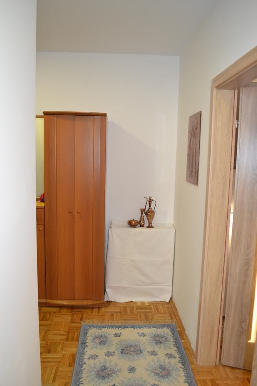 Apartment Gashi プリシュティナ エクステリア 写真